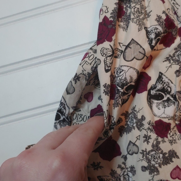 Hellbunny Poison Love Floral Dress w/POCKETS! - Picture 3 of 5